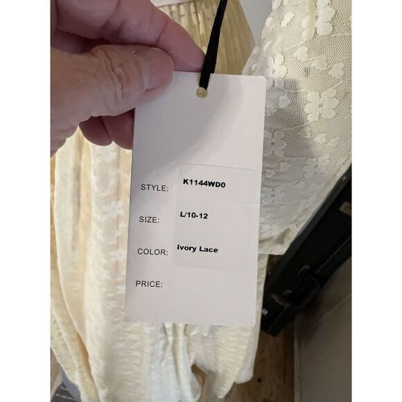 Unique Vintage Womens Large Peach Ivory Lace V-Back Formal Wedding Dress NWT - Picture 11 of 13